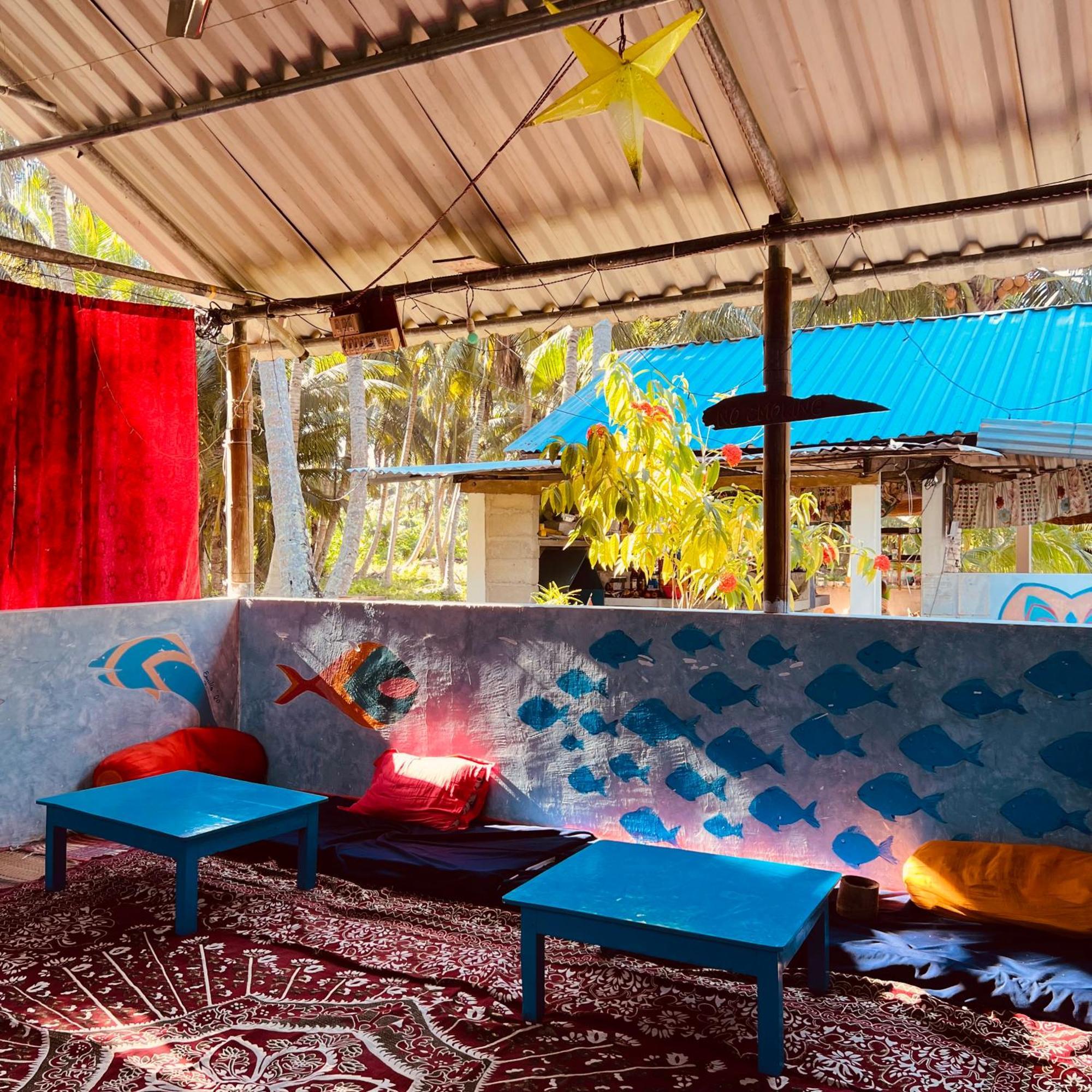 Blue Sea Restaurant & Bungalows Sitapur エクステリア 写真
